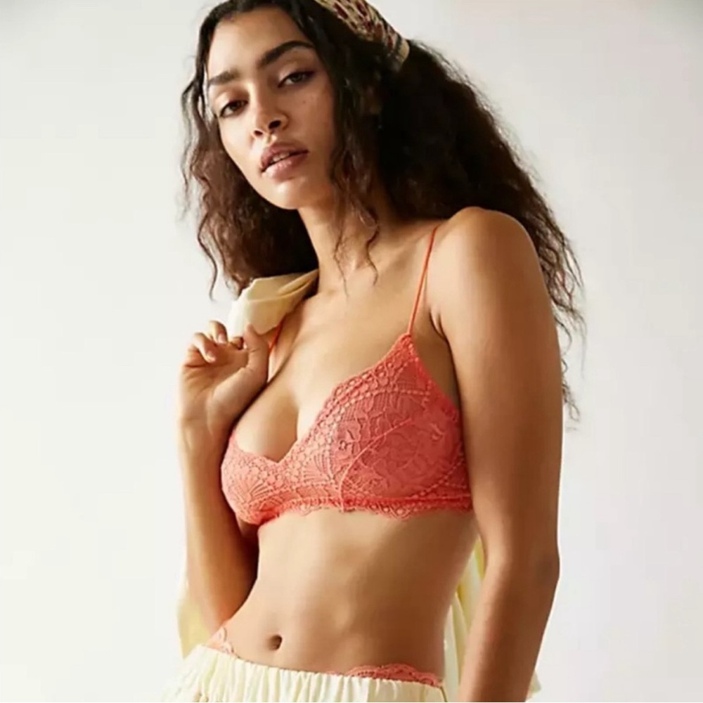 free people Maya Multiway Bralette . NWT .